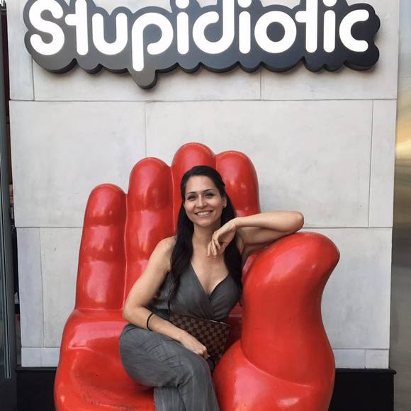 Meet your Posher, Hi - Picture 1 of 1